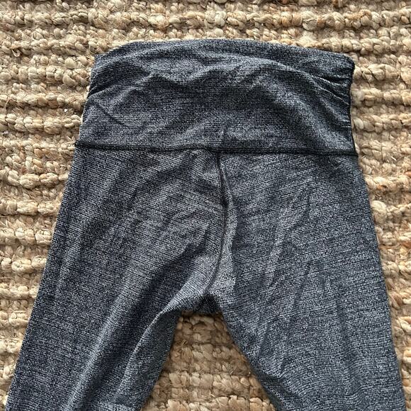 Lululemon Still Mind Tight 28" – Women’s Size 6 – Interlink Ice Grey Black-NWOT - Picture 8 of 10